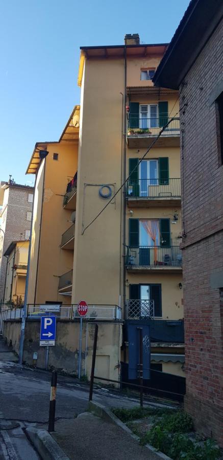 Vicino Di Centro E Universita Stanza Con Balcone Perugia Luaran gambar